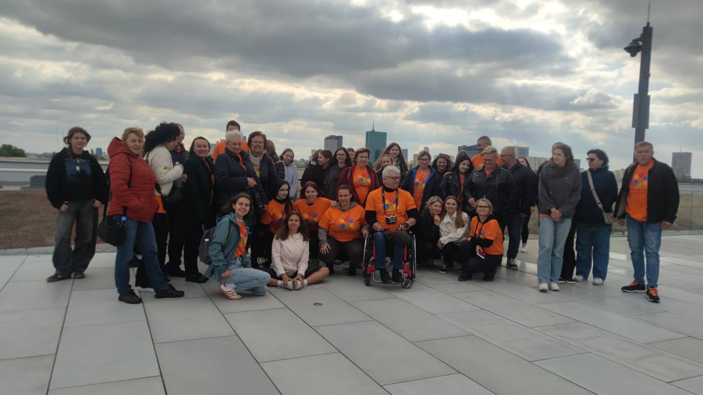 556987306 122141375480876027 1593249259942684306 n